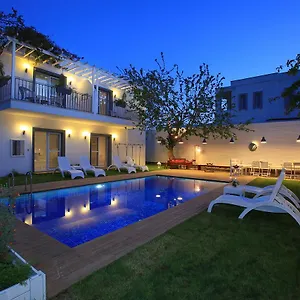 Mu Suites The אורטקנט