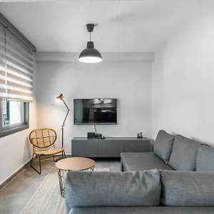 Newold Flat