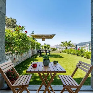 2+1 House In Center With Sea View And Big Private Garden * Bodrum