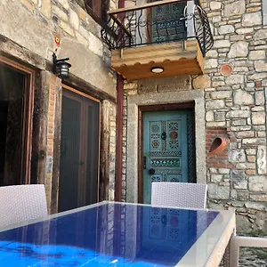 Plaja Cok Yakin Tarihi Tas Ev Villa *