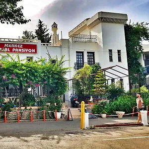Oda ve Kahvaltı Merkez Kumsal Bodrum