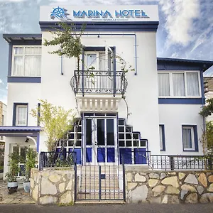 호텔 Marina *