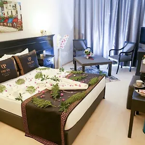 Dream Palace 3*